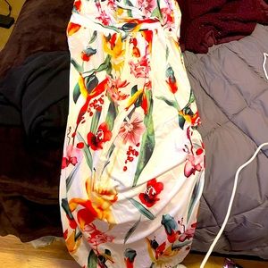 I have a white with flowers pattern size 2x cute lightweight dress never worn